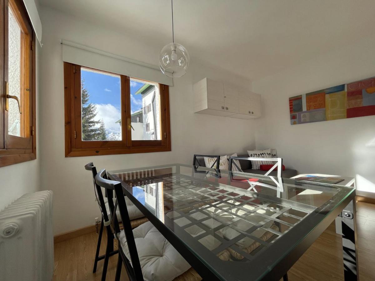 Izas - Pirineos360 - Practico Y Sencillo - Perfecto Para Esquiadores Formigal Eksteriør billede